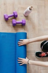 Activité physique adaptée au surpoids et à l'obésité à la maison